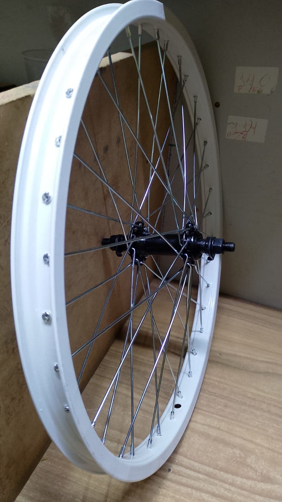 RODA 20 COMUM BRANCO