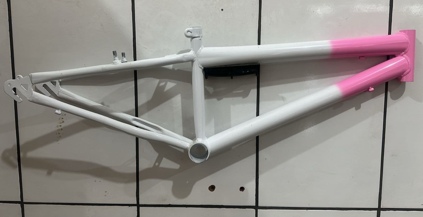 QUADRO 24 RBX BCO/ROSA